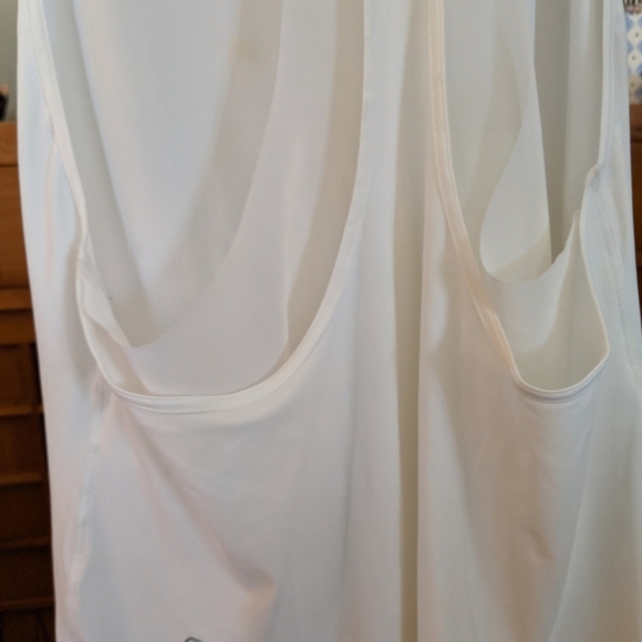 Lululemon Athletica white tank w mesh T back panel - Picture 3 of 7